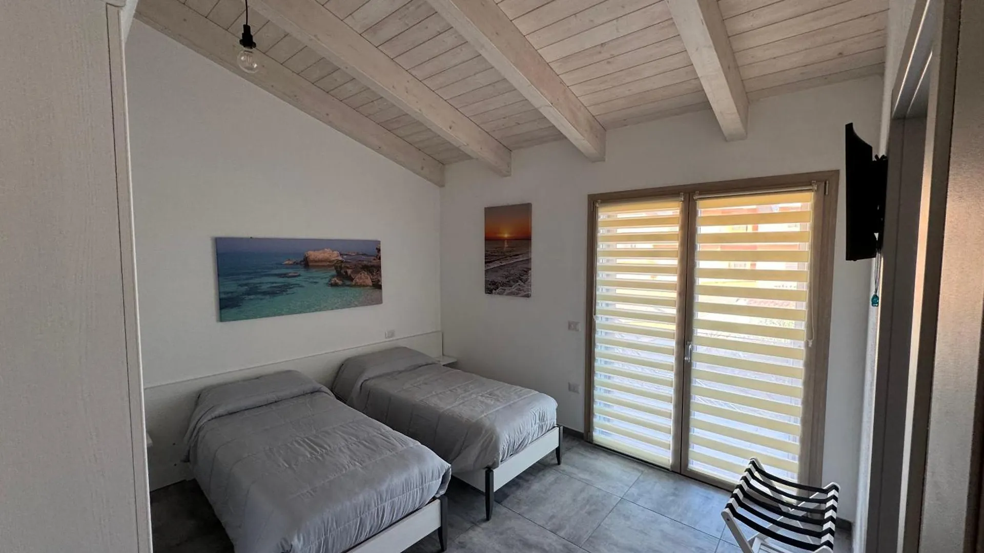 Bed & Breakfast Lo Scrigno B&B Càbras